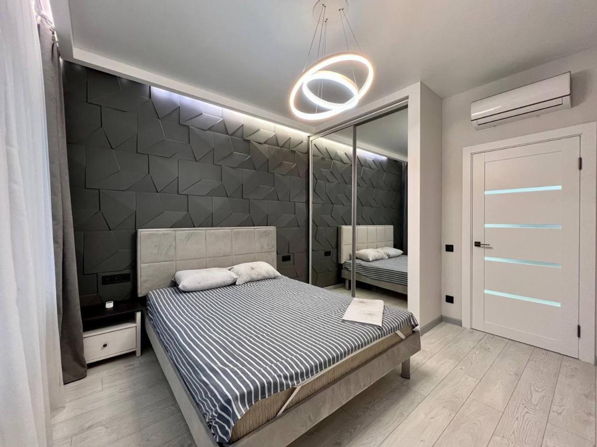 44 Pearl Stylish 1-Bedroom Apartment Odessa Extérieur photo