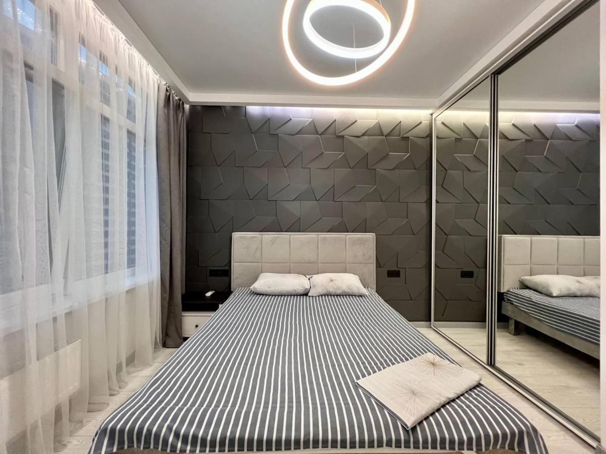 44 Pearl Stylish 1-Bedroom Apartment Odessa Extérieur photo